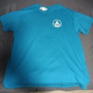 Mens XL tshirt